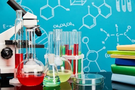 “High-Quality Glass Cuvette: Explore Your Lab Equipment Needs”